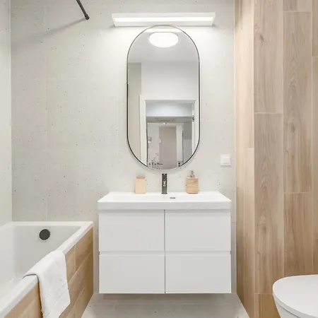 Family Premium * 바르샤바