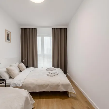 Family Premium Lägenhet Warszawa